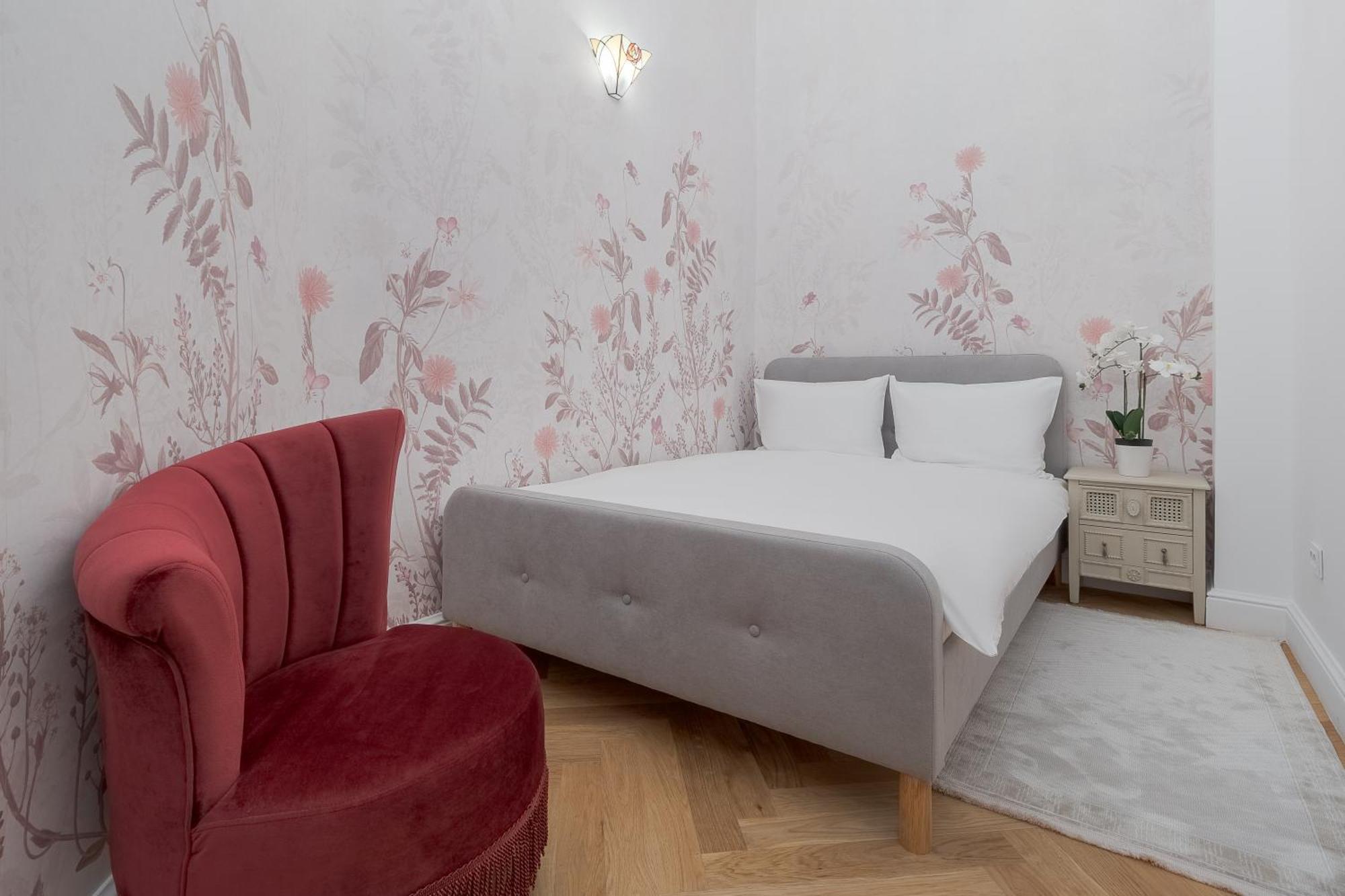Arta Residence Oradea Bagian luar foto