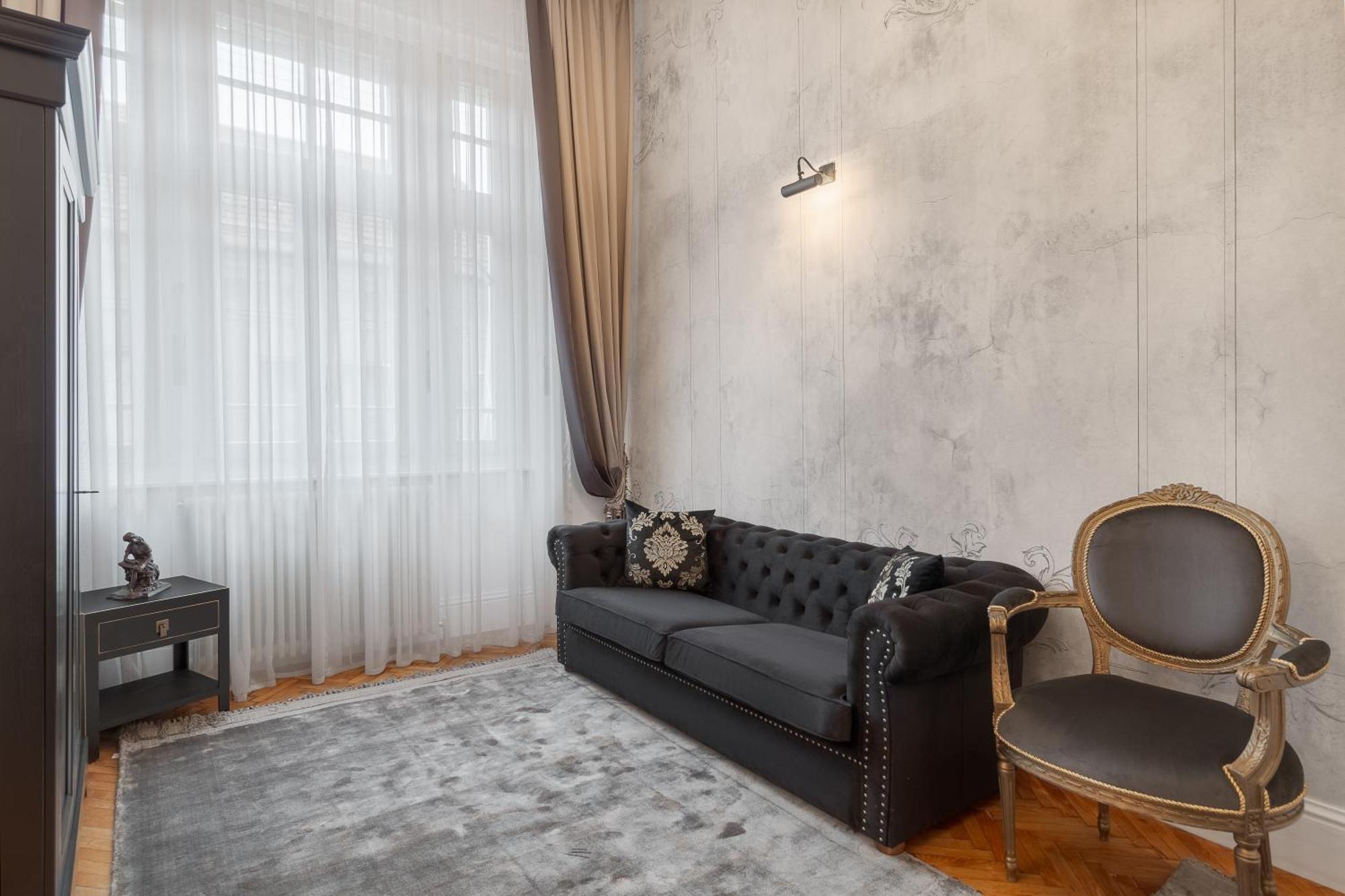 Arta Residence Oradea Bagian luar foto