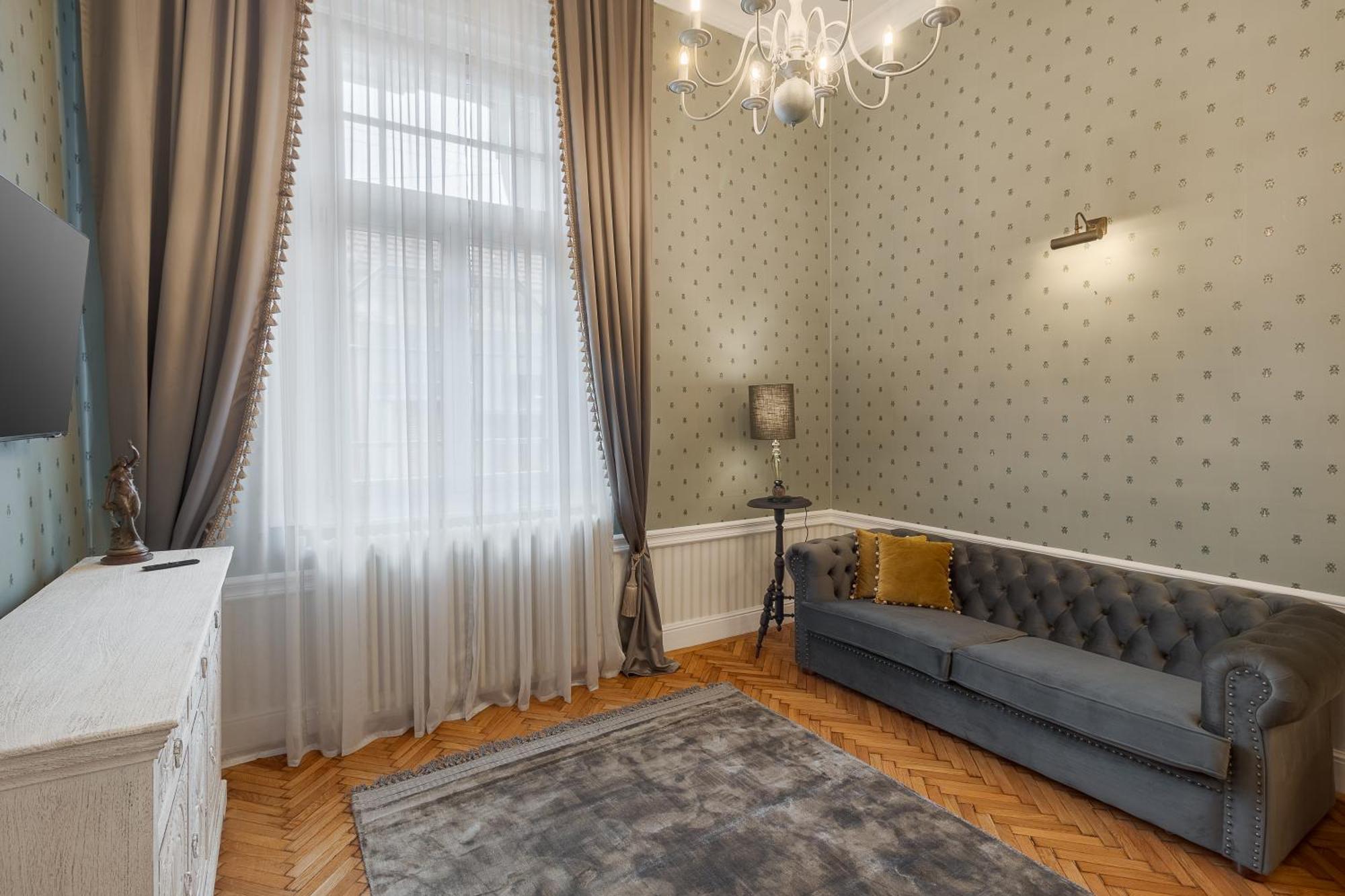Arta Residence Oradea Bagian luar foto